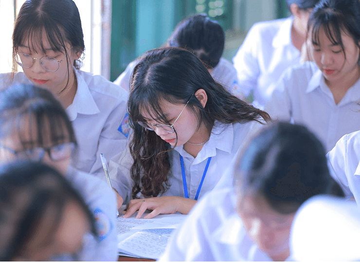 Ngôn ngữ Anh - Quang Trung University