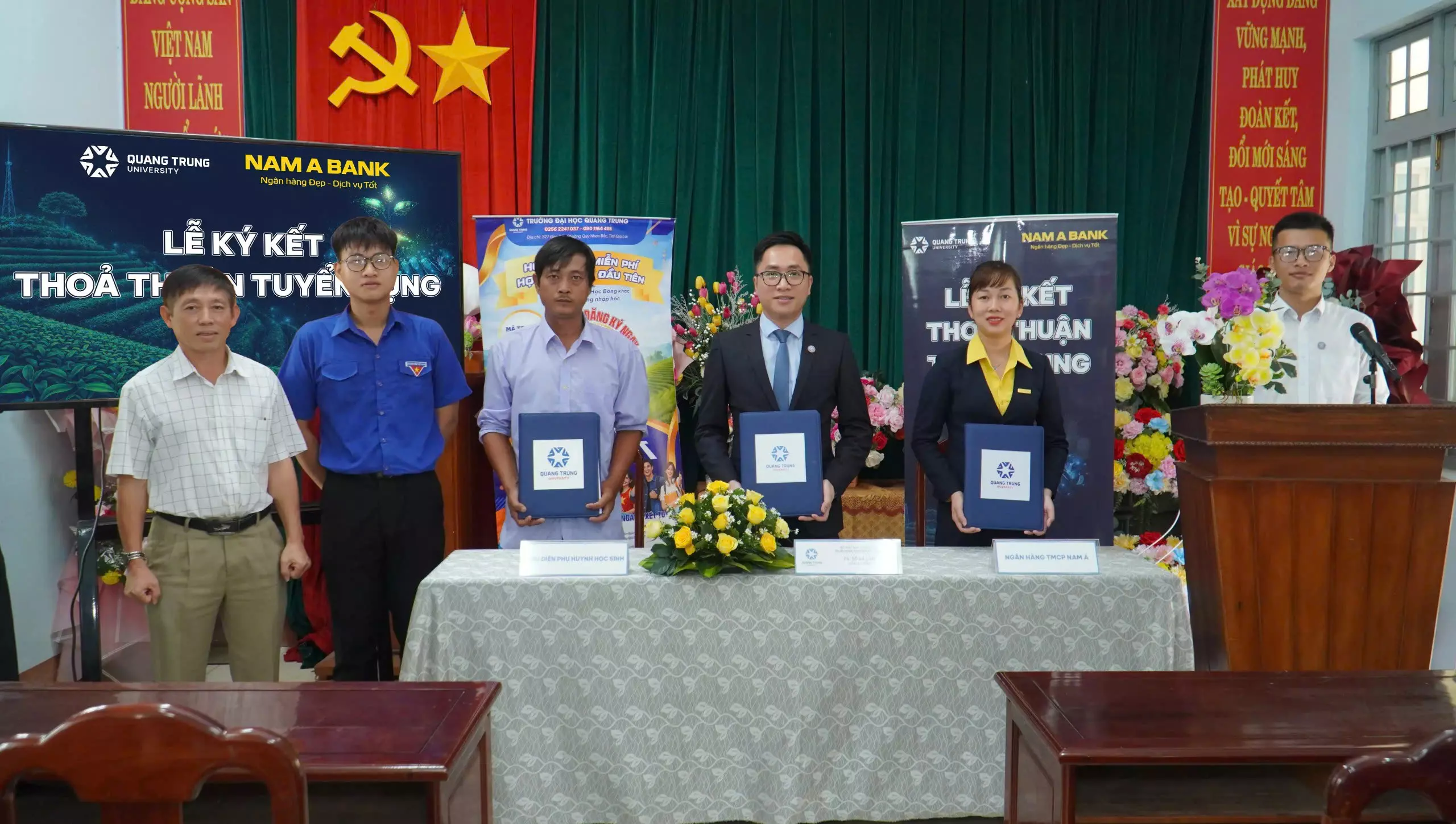 QTU và NBA tiếp nối chương trình ký thỏa thuận tuyển dụng với học sinh tại trường THPT Nguyễn Đình Chiểu